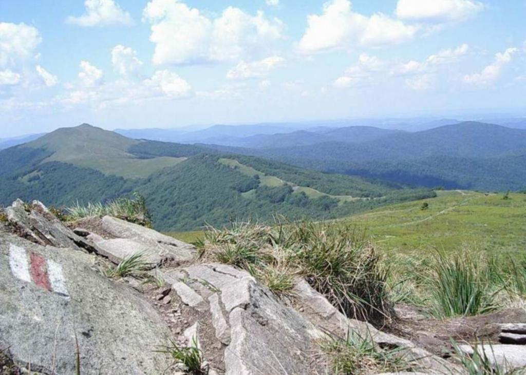 Perelka Natura Tour Hotel ชิสนา ภายนอก รูปภาพ